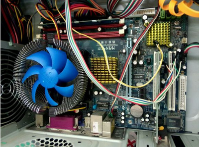 Windows 7電腦黑屏怎么辦？小編教你排查主機(jī)硬件問題